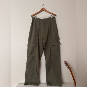 Twil Utility Straight Leg Cargo Pants